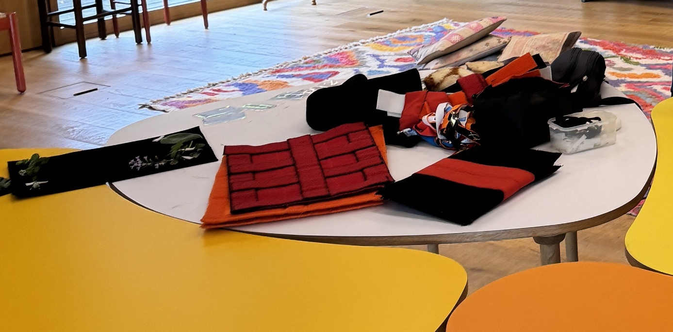 Teile des Sprachspinat-Toolkits beim PLURI-Workshop in Berlin