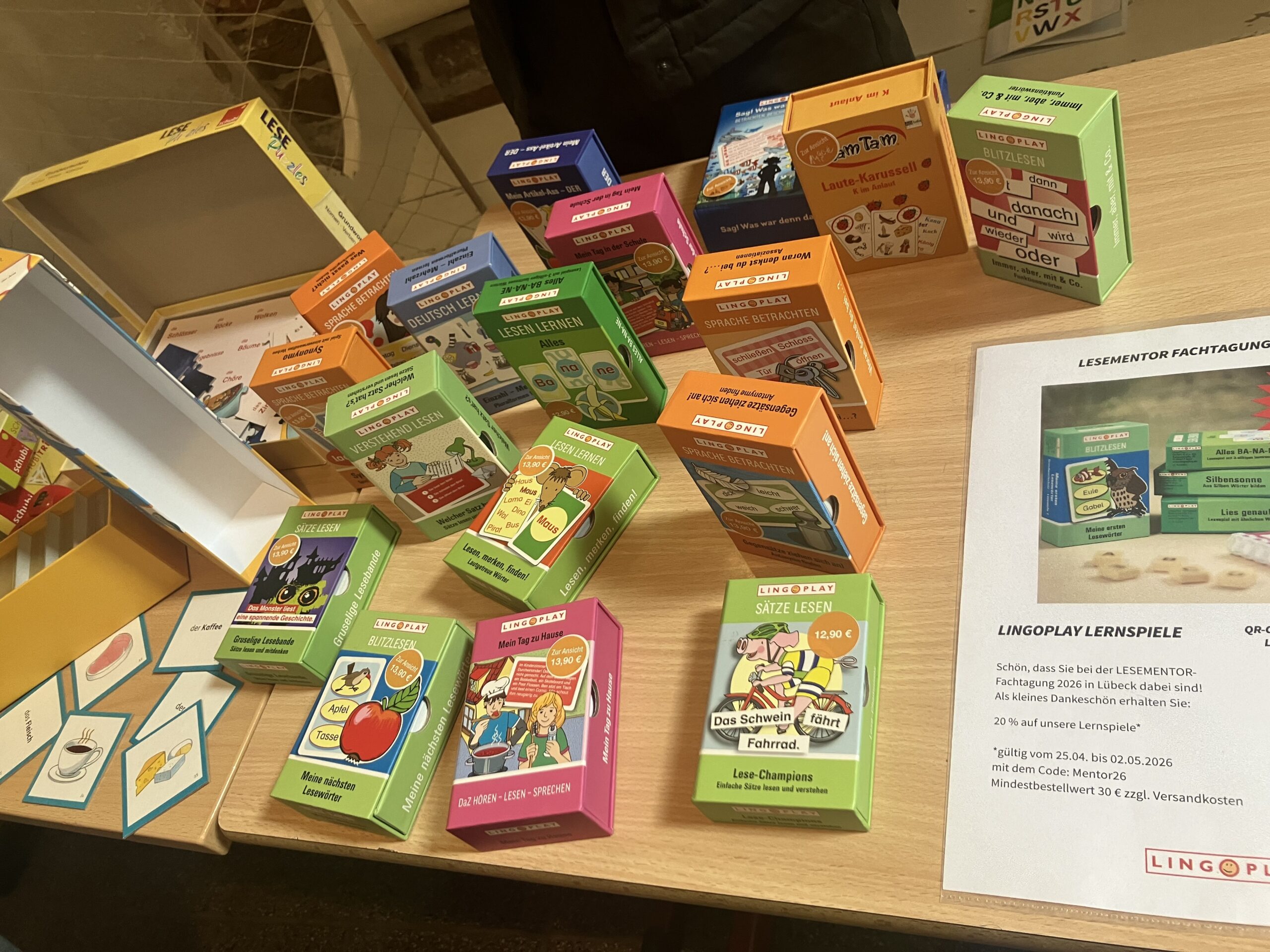 Lesespiele-Tisch beim Fachtag Lesementoring